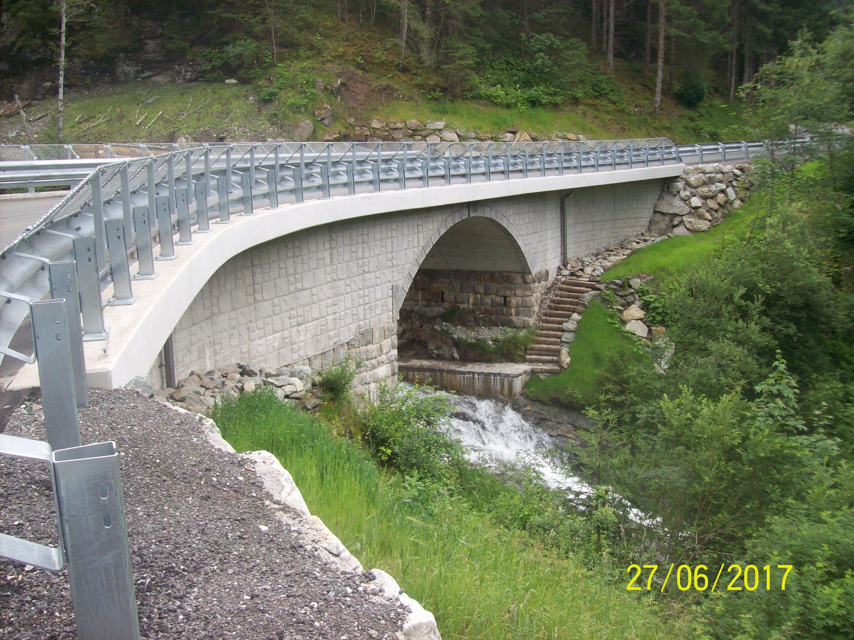 Schrabachbrücke auf der L264 Stubachtalstraße in Uttendorf - Wegen- en bruggenbouw